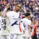 Mercato  PSG : Karim Bennani a trouvé le club "parfait" pour l'avenir de Bradley Barcola